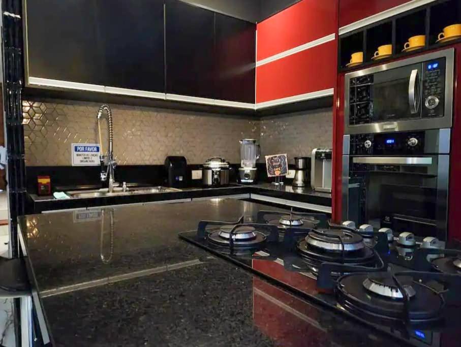 Cobertura Triplex De Luxo Com Jacuzzi Villa เซาเปาโล ภายนอก รูปภาพ
